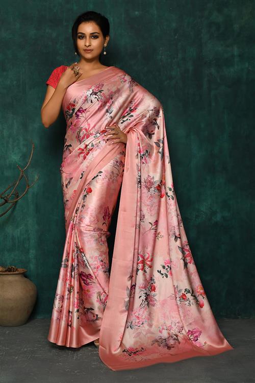 https://media.vinhemfashion.com/Images/Satinsagavol2SS040UI9WCQ75KY/image/